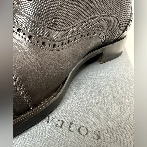 John Varvatos Men display picture 2